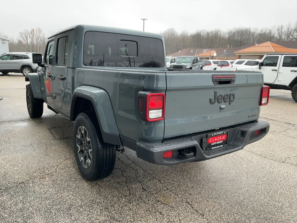 New 2026 Anvil Clearcoat Jeep Sahara 4x4 image 7