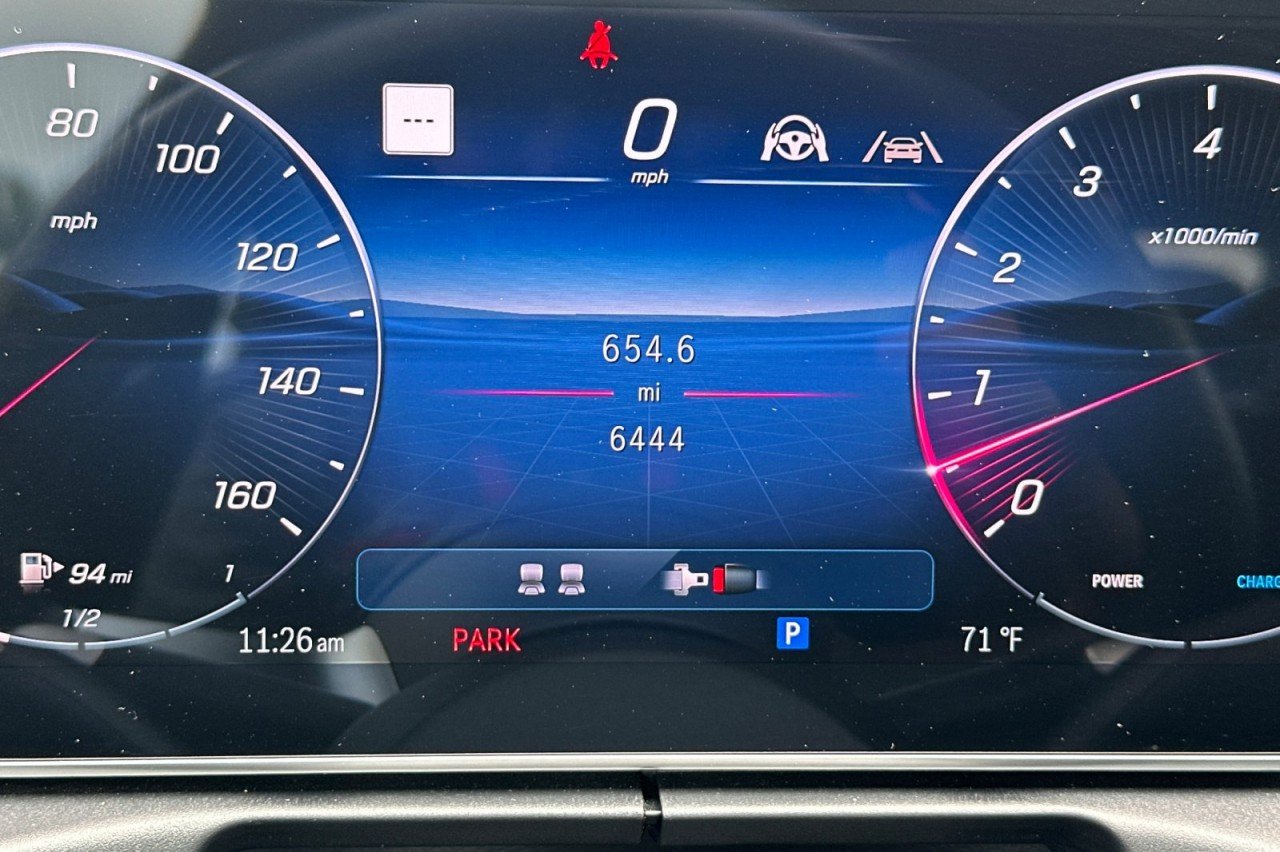 Used 2026 GRAPHITE GREY METALL Mercedes-Benz CLE 450 image 22