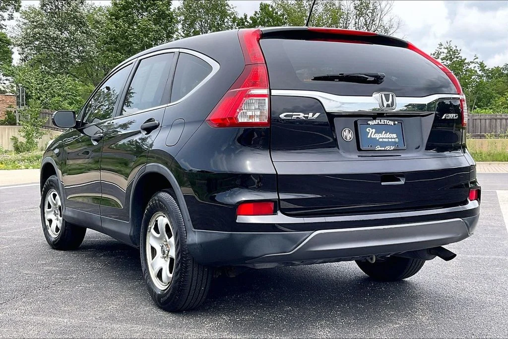 Used 2016  Honda LX image 9