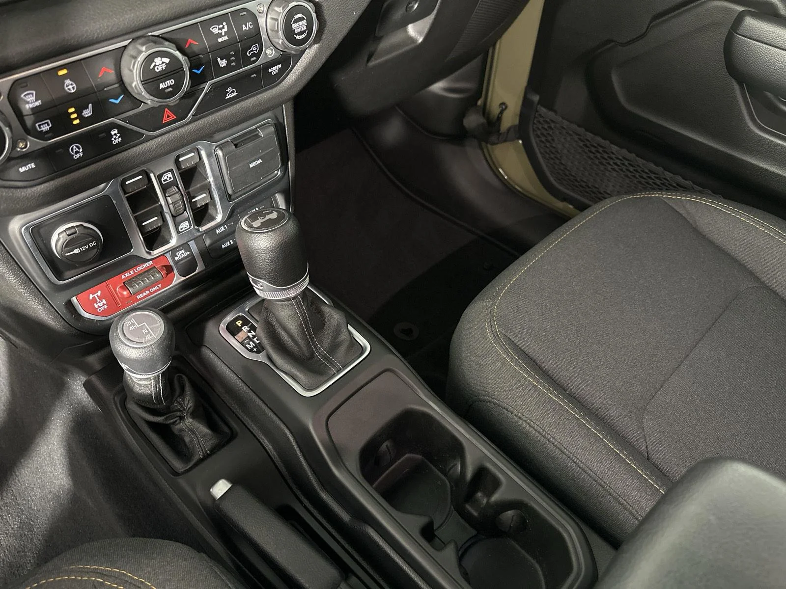 Used 2025 41 Jeep Willys image 17