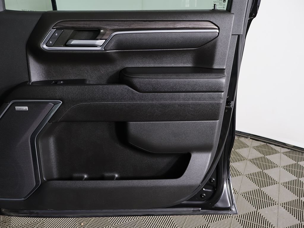 2023 Chevrolet Silverado 1500 LTZ - Photo 22
