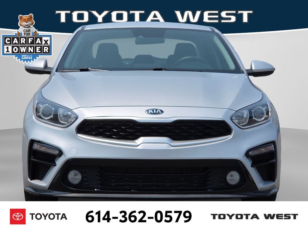 Used 2020 Silver Kia LXS image 3