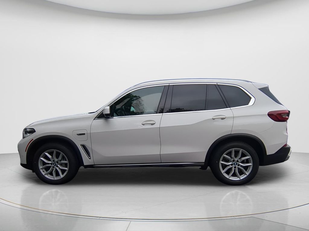 Used 2023 White BMW xDrive45e image 8