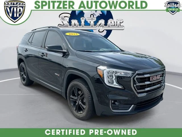 2023 GMC Terrain AT4 AWD's photo