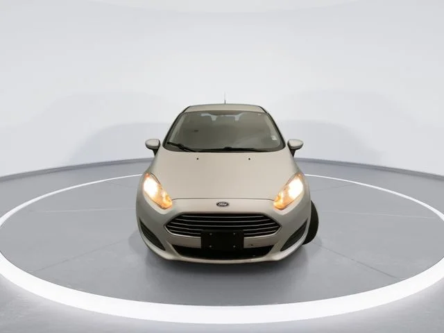 Used 2016 Silver Ford S image 9