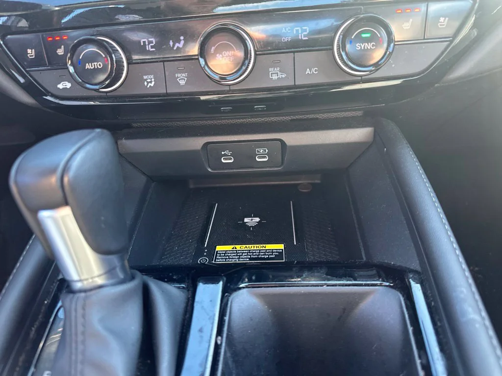 Used 2024 Canyon River Blue Metallic Honda Touring image 23