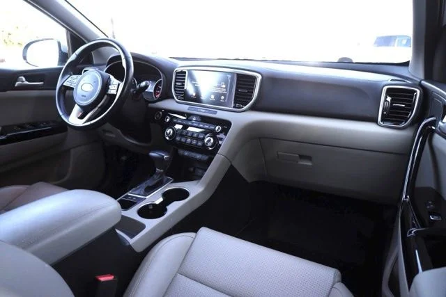 Used 2020 Silver Kia EX image 37
