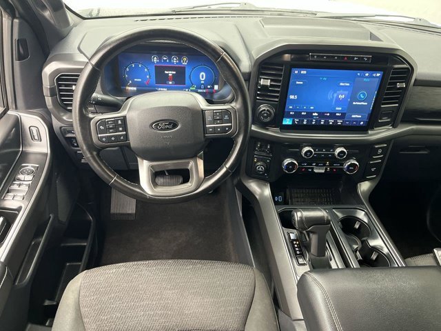 Used 2024 Oxford White Ford XLT image 21