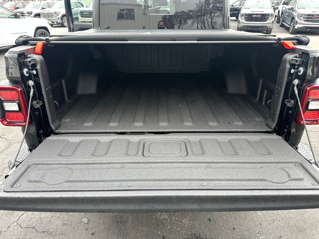 New 2026 Black Jeep Sahara image 24