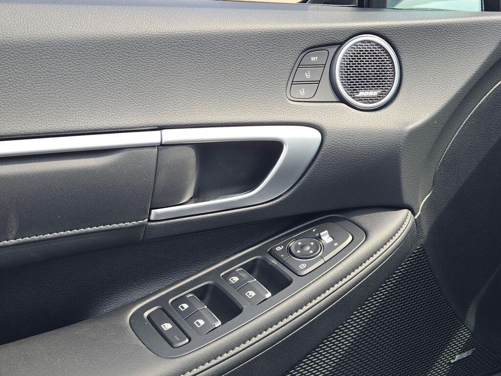 2025 Hyundai Sonata Hybrid Limited - Photo 21