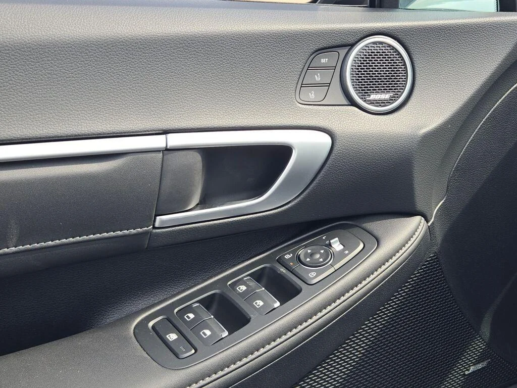 2025 Hyundai Sonata Hybrid Limited - Photo 21