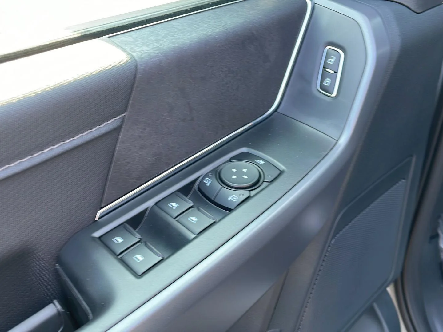 New 2026 Avalanche Ford XLT image 11