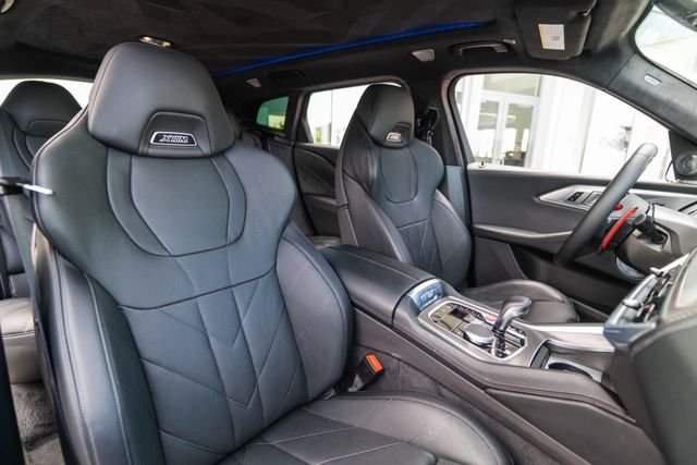 2025 BMW XM Base - Photo 18