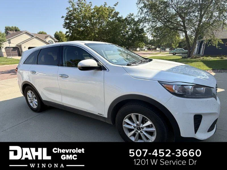Used 2019 White Kia LX image 1