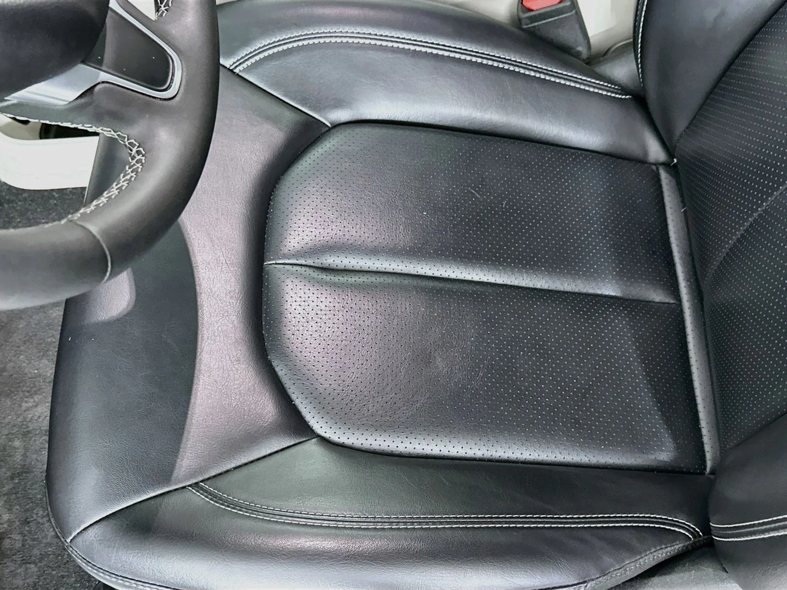 Used 2023 Silver Mist Clearcoat Chrysler Touring L image 19