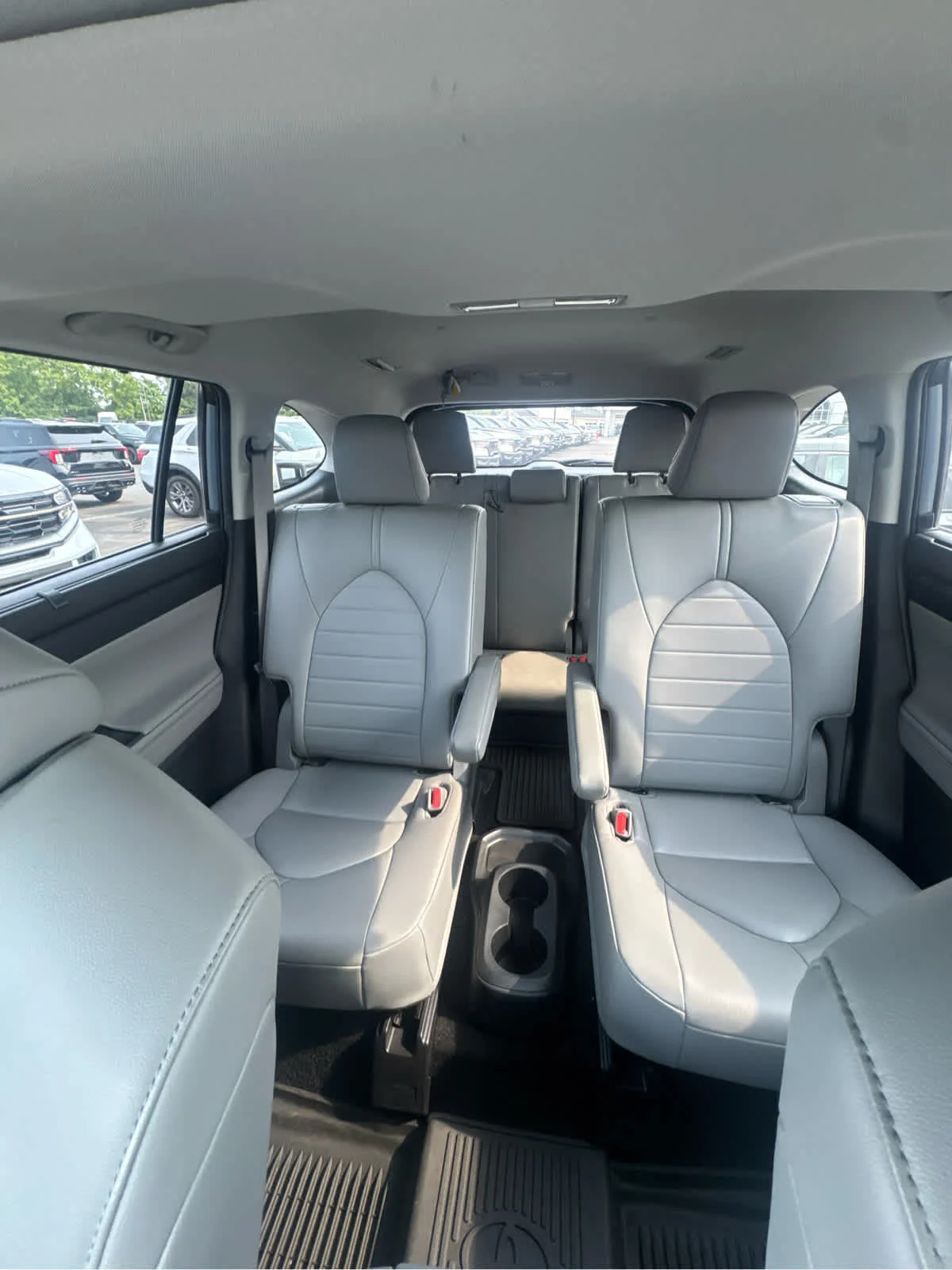 Used 2023 Moon Dust Toyota XLE image 26