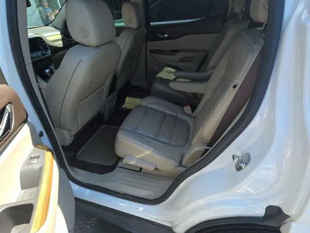 Used 2018 White GMC Denali image 11