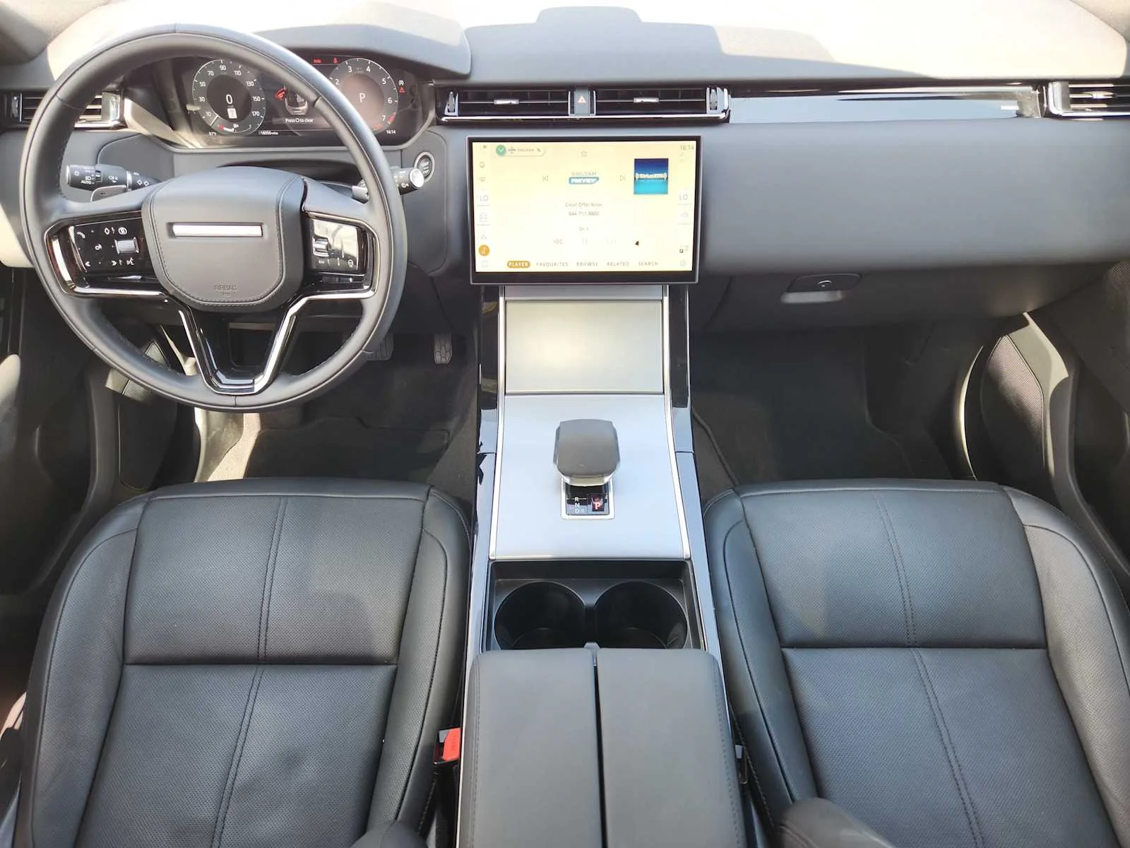 Certified Used 2025 Fuji White Land Rover S image 24