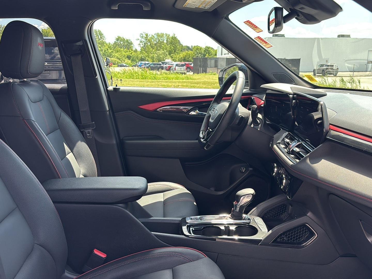 Used 2024 Summit White Chevrolet RS image 35
