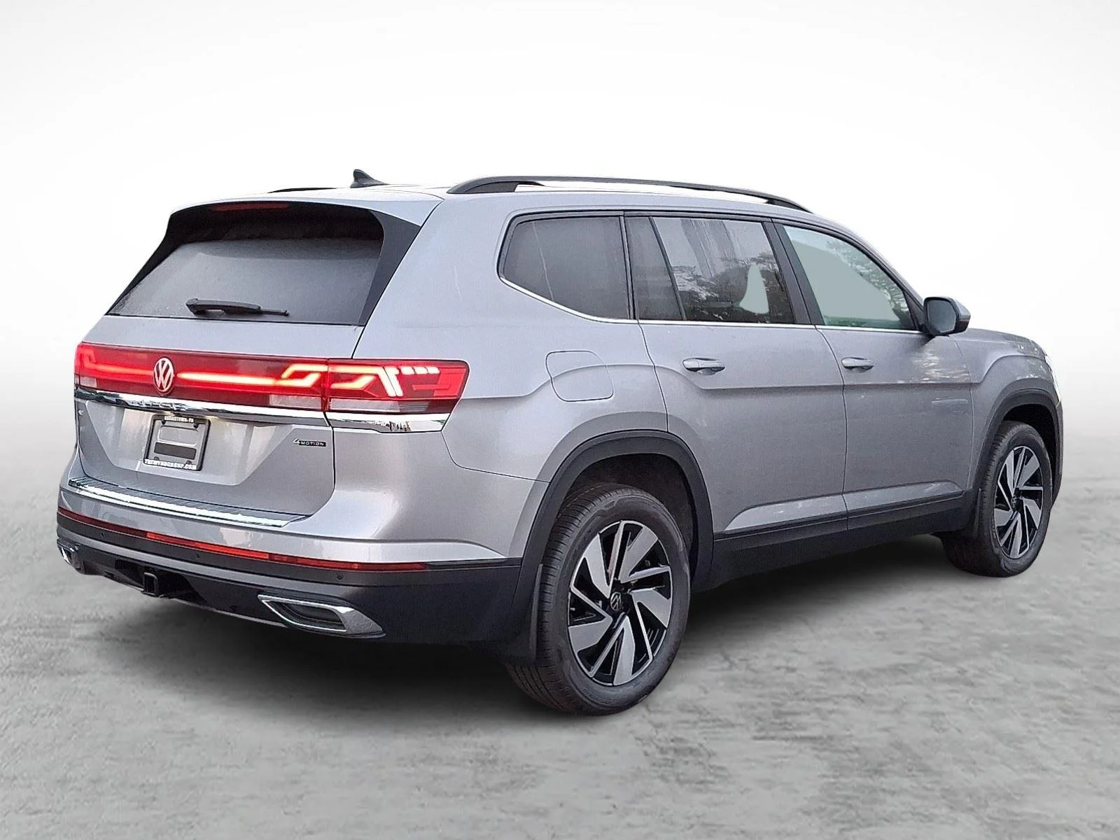 2026 Volkswagen Atlas SE w/Tech - Photo 6