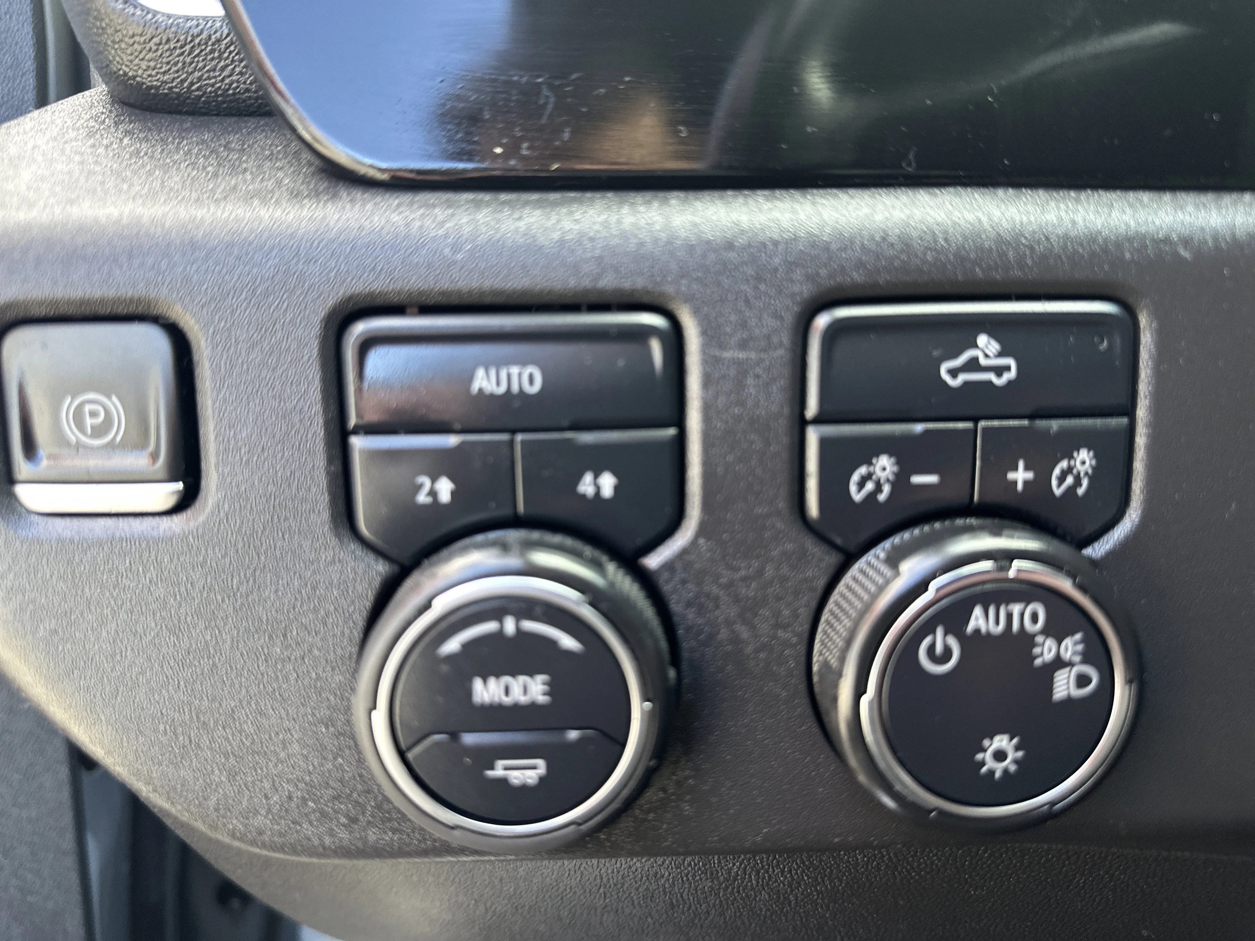 Used 2023 Sterling Gray Metallic Chevrolet LT image 10
