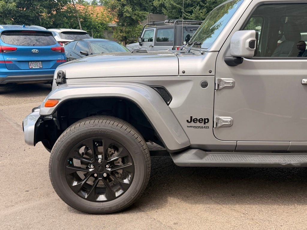 Used 2021 Billet Silver Metallic Clearcoat Jeep Unlimited Sahara High Altitude image 10