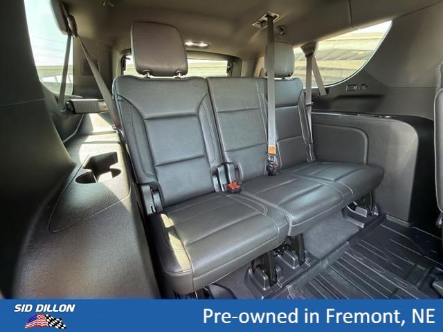 Used 2022 Black Chevrolet Z71 image 21