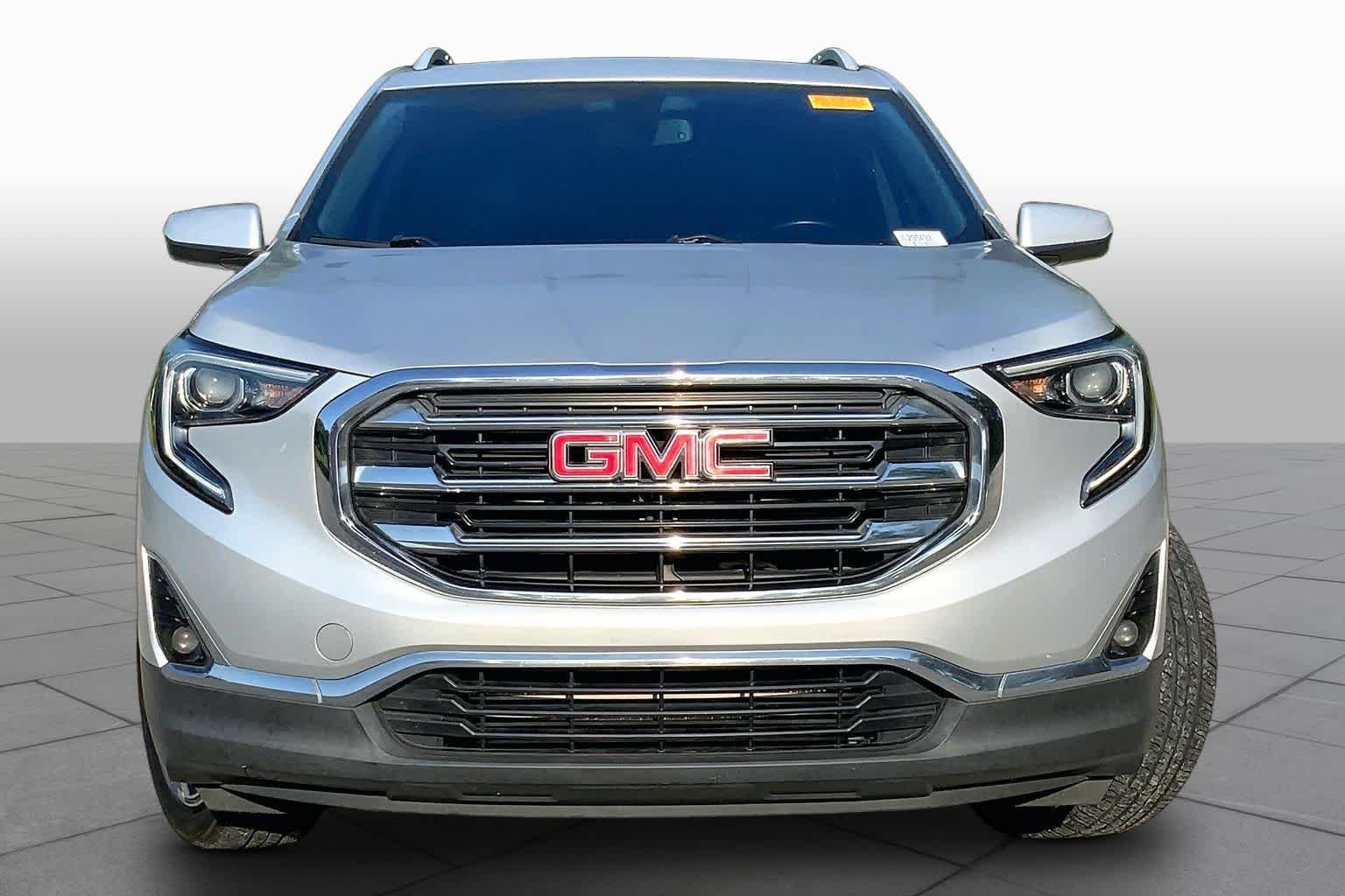 Used 2018 Quicksilver Metallic GMC SLT image 3