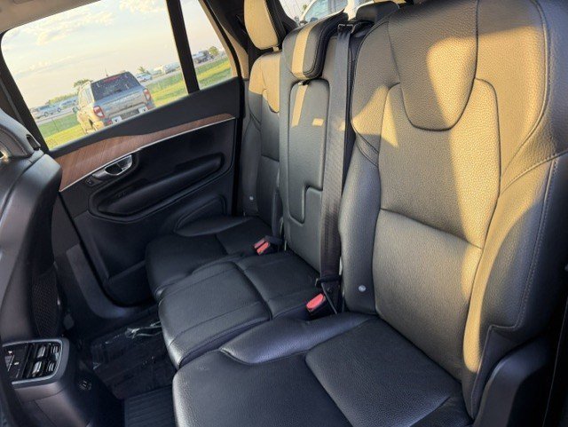 Certified Used 2023 Onyx Black Metallic Volvo Plus Bright Theme image 25