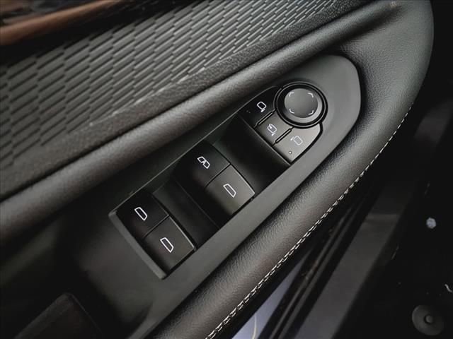 2025 Chevrolet Blazer EV LT - Photo 48