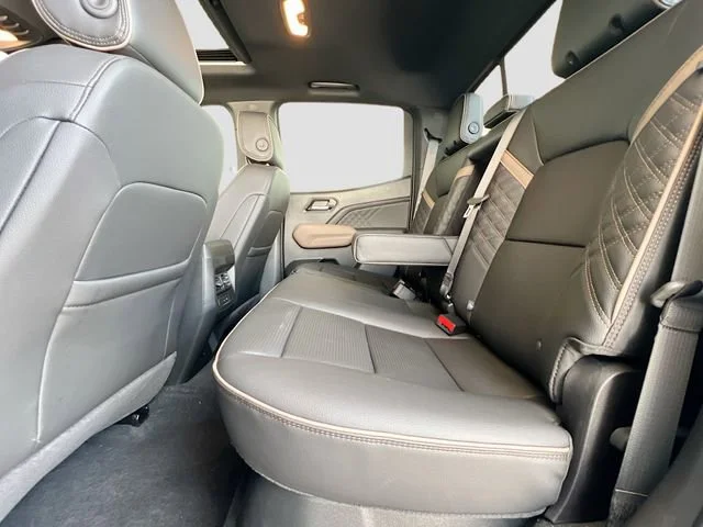 2026 GMC Canyon Denali - Photo 17