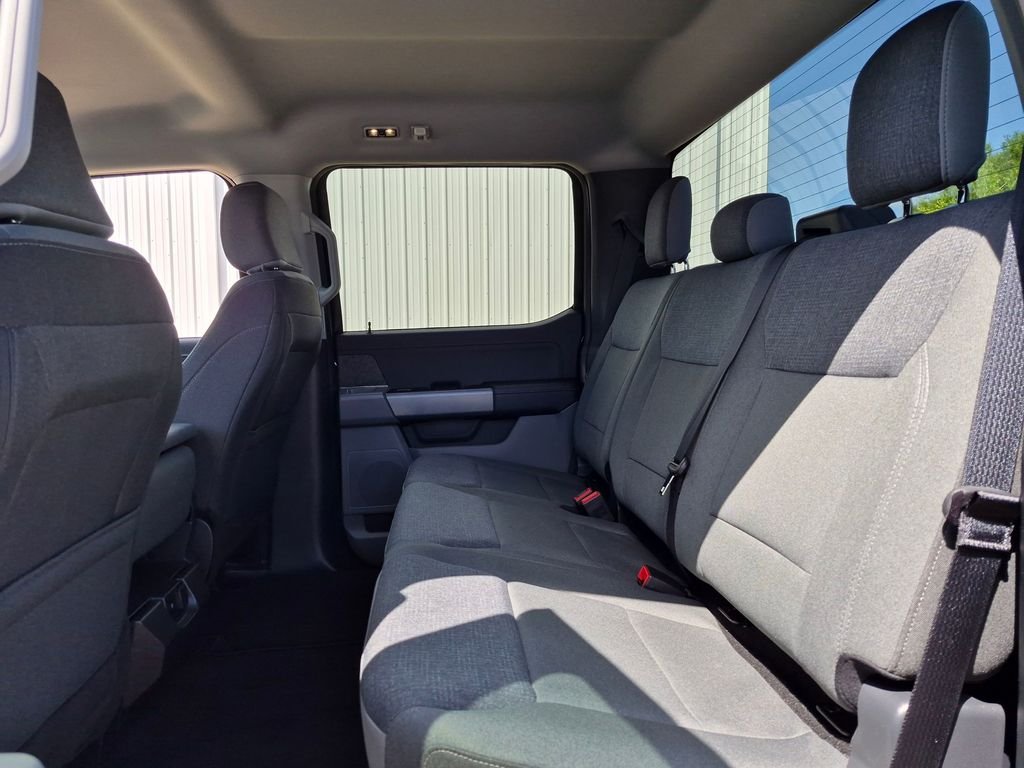 Used 2025 Black Ford XLT image 32