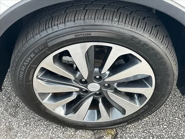 Used 2021 White Buick Preferred image 36
