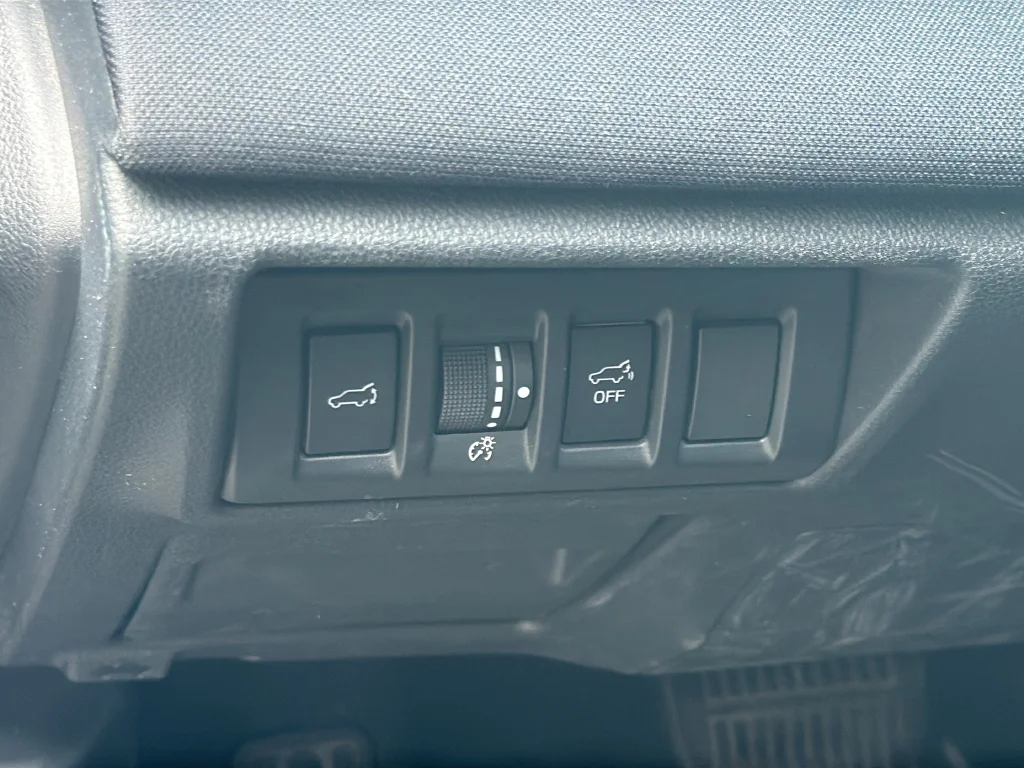 Used 2020 Gray Subaru Premium image 28