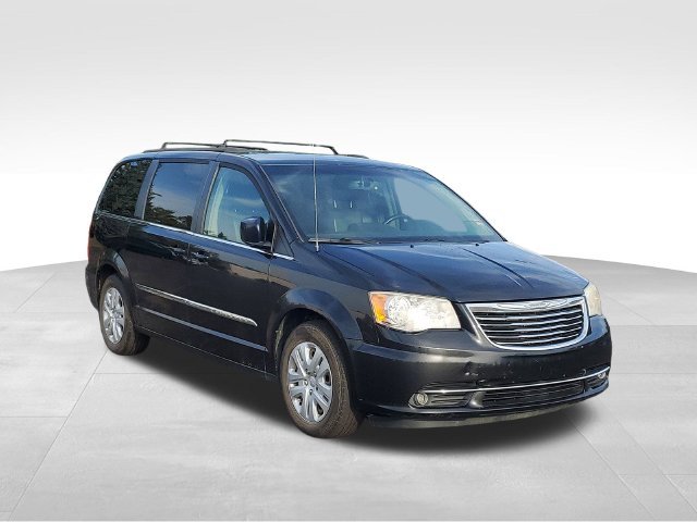 Used 2014 Chrysler Town & Country Touring with VIN 2C4RC1BG6ER436377 for sale in Fenton, MI