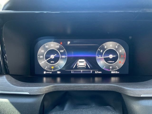 Used 2022 Green Kia X-Line SX Prestige image 5