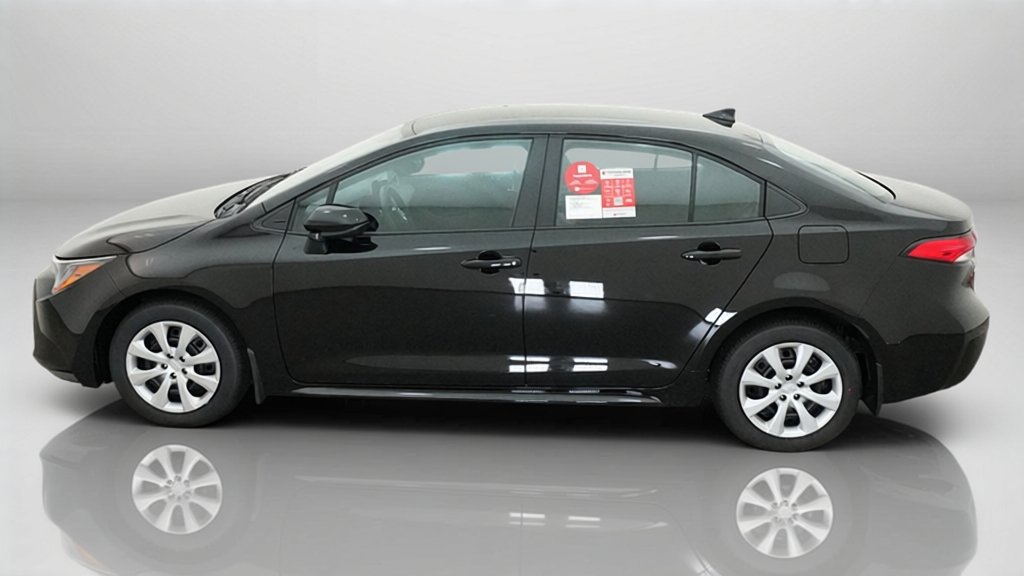 New 2027 Inked Toyota LE image 32