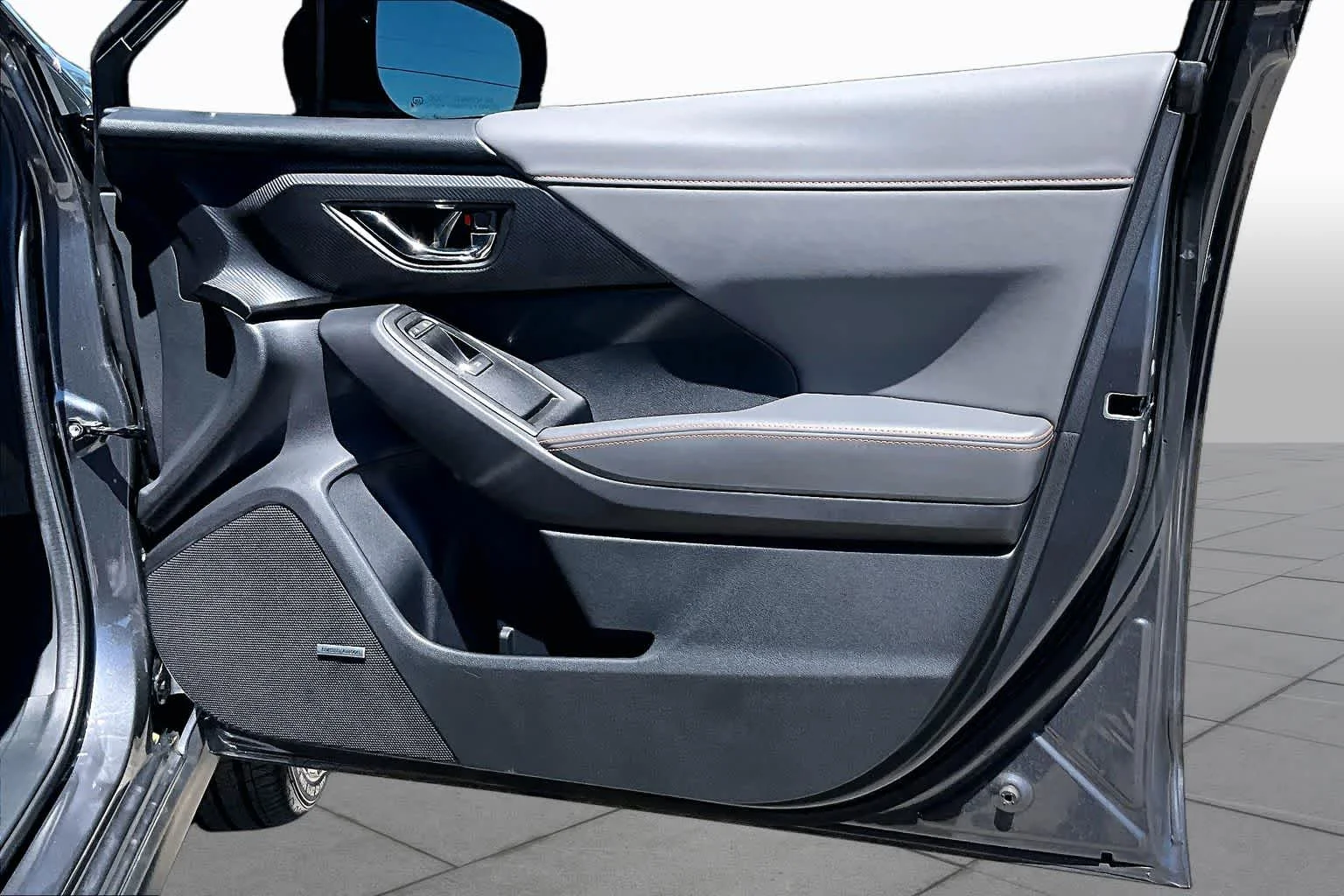 Used 2025 Magnetite Gray Metallic Subaru Limited image 52