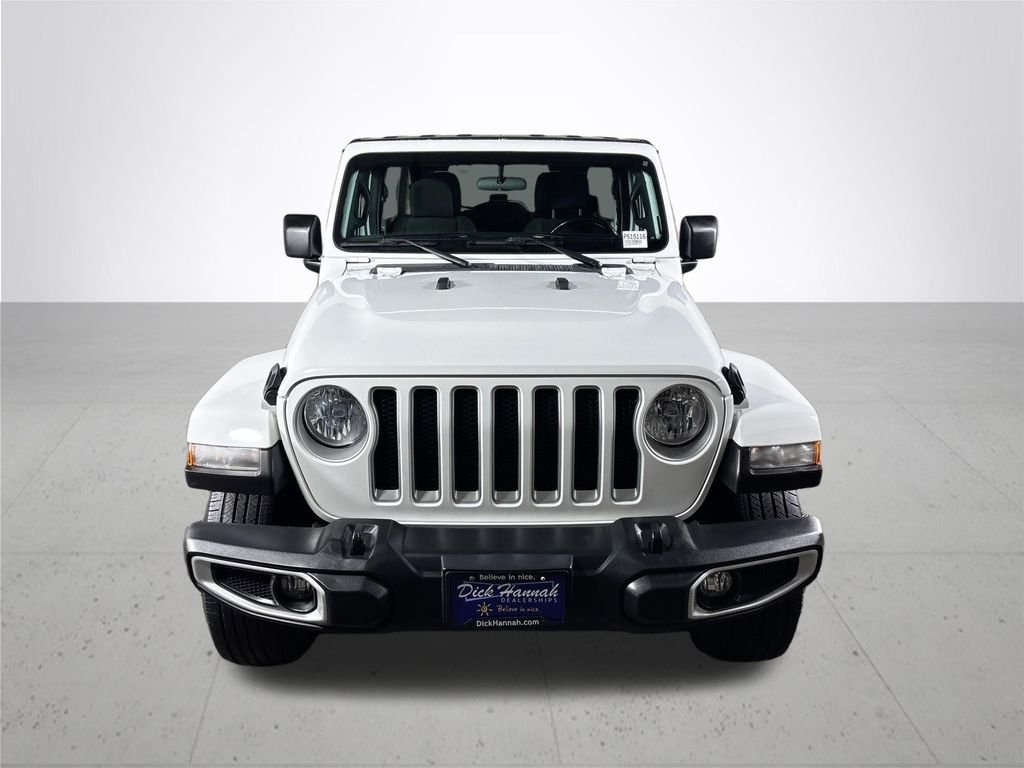 Used 2021 White Jeep Unlimited Sahara image 3