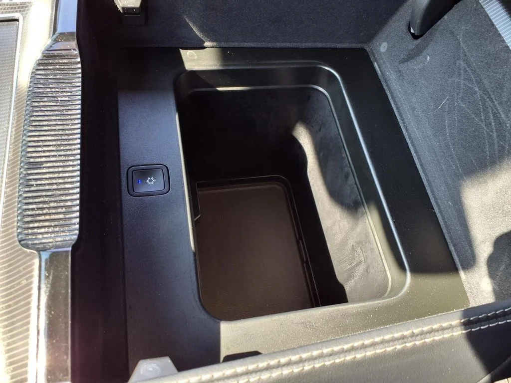 Used 2024 White Jeep Series II image 13