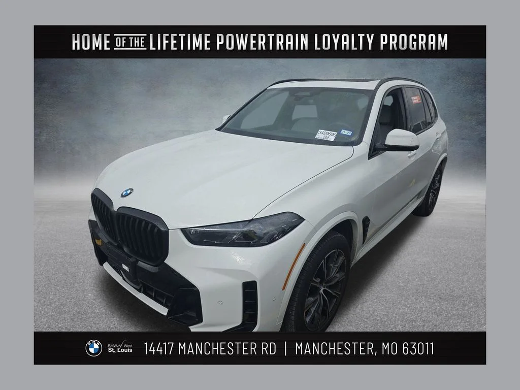 Used 2026 White BMW xDrive40i image 1