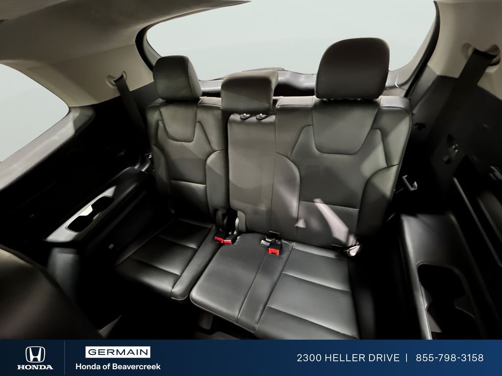 Used 2022 Wolf Gray Kia SX image 29