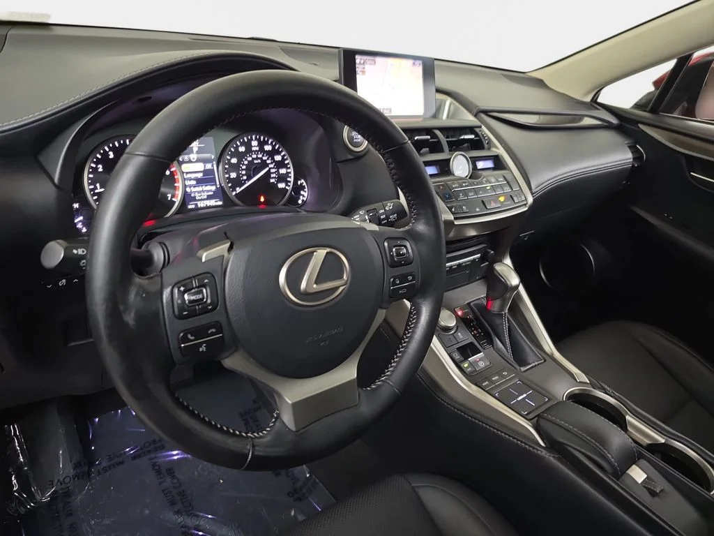 Used 2017  Lexus 200t F Sport image 19