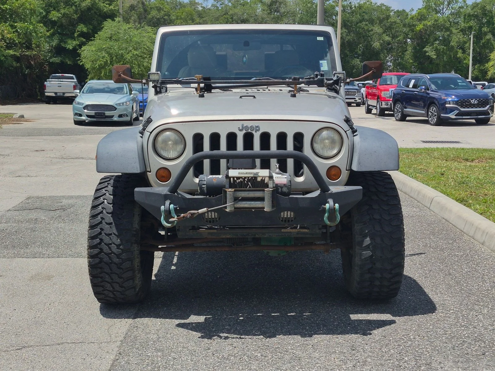 Used 2007 Silver/Gray Jeep X image 2