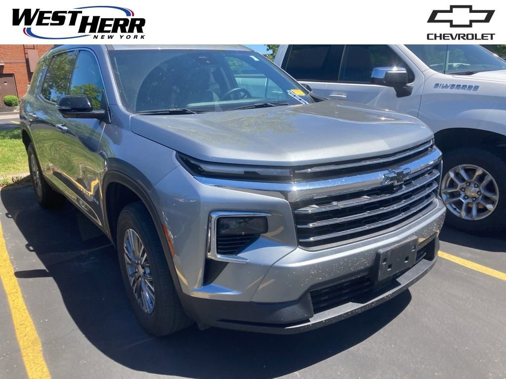 2025 Chevrolet Traverse AWD LT's photo