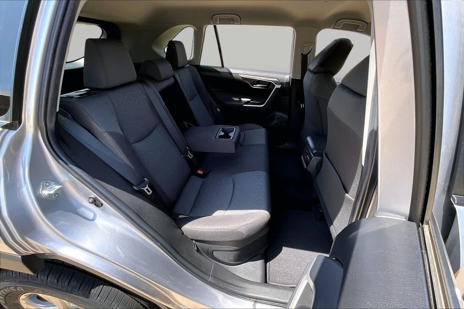 Used 2022 Silver Sky Metallic Toyota Hybrid XLE image 18