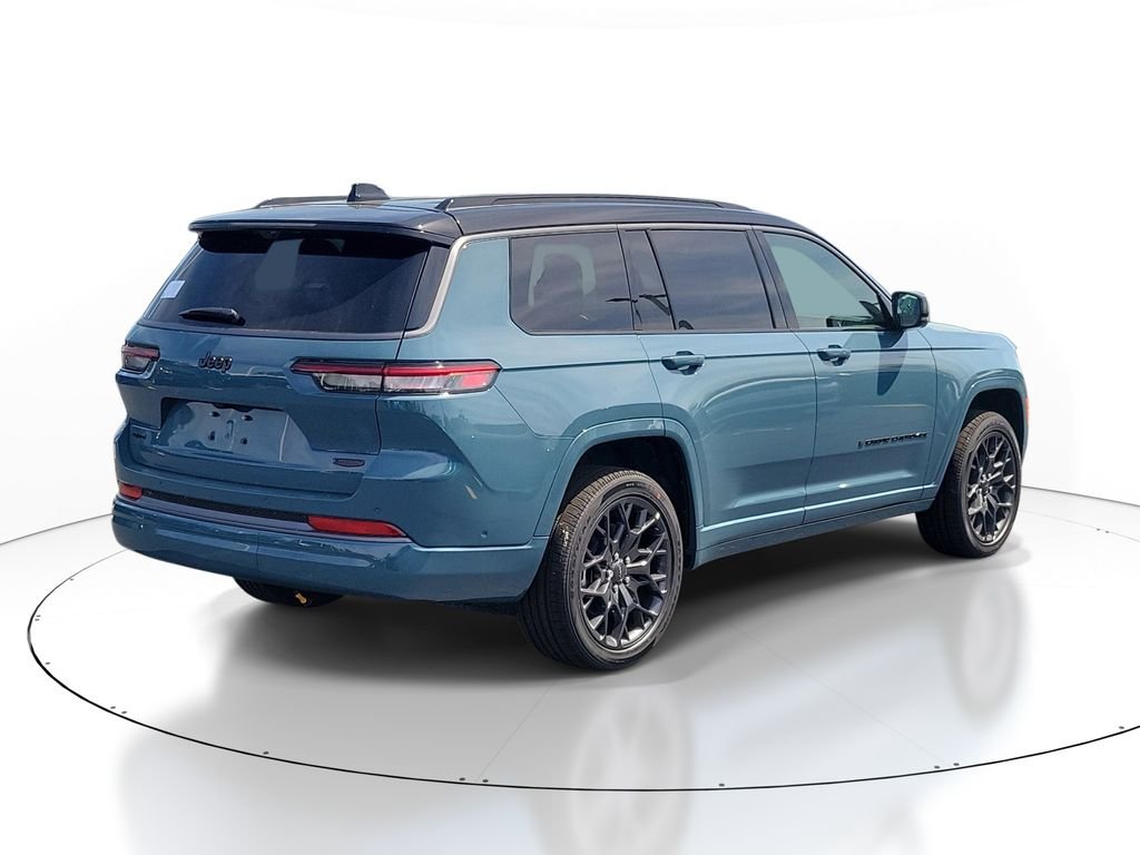 New 2026 Steel Blue Exterior Paint Jeep Summit image 4