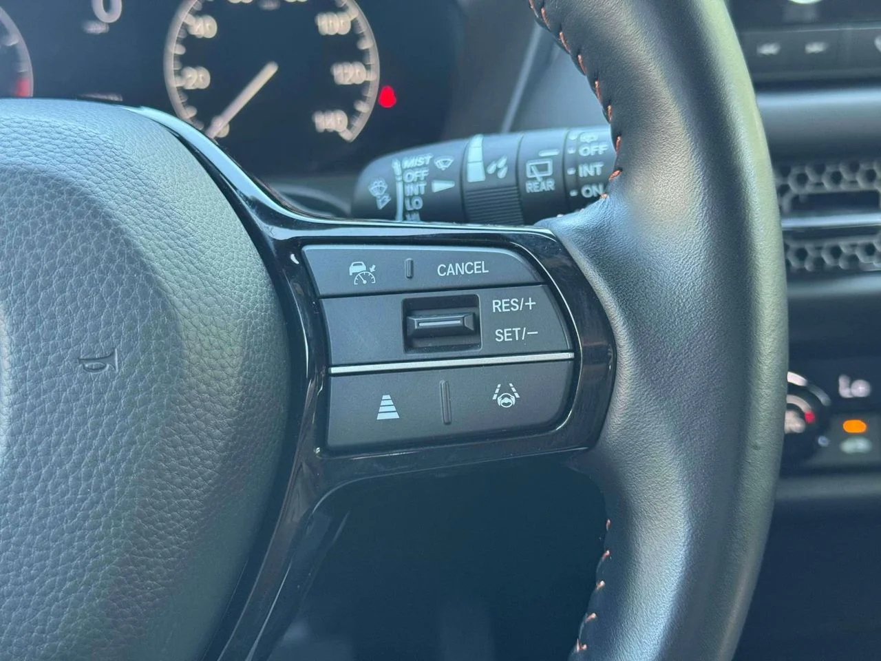 2025 Honda HR-V Sport - Photo 26