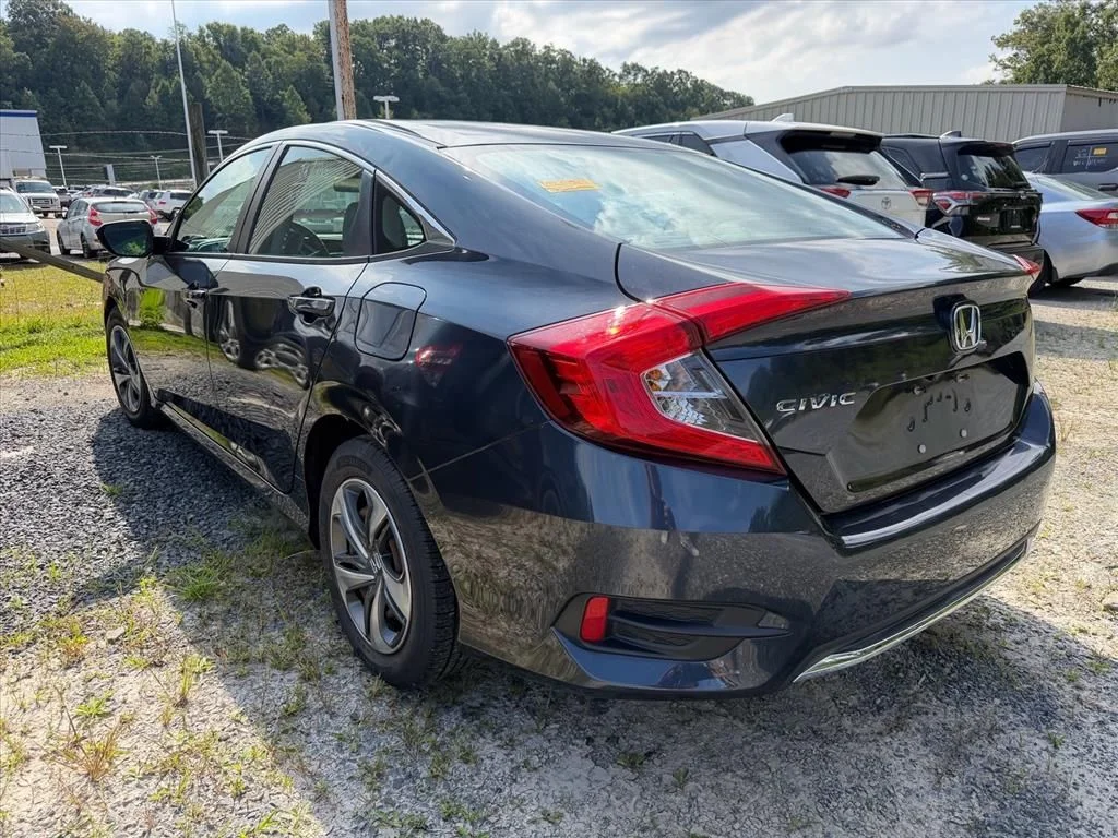 Used 2019  Honda LX image 6