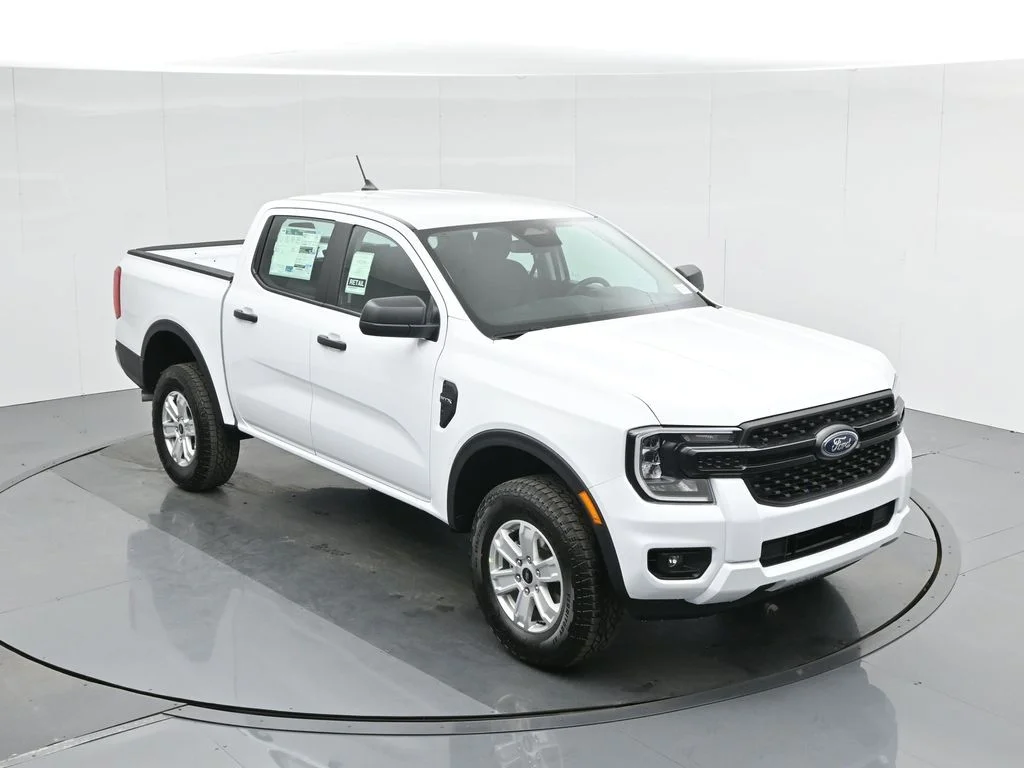 New 2025 White Ford XL image 35